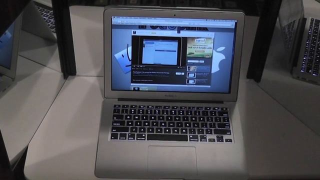 MacBook Air 2011 13 Inch I7 Review And Speed Test