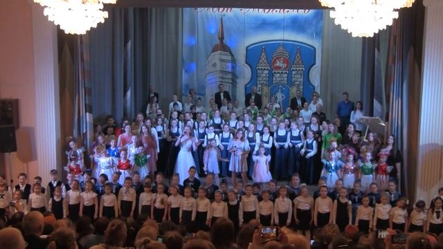 ГУО "Могилевская детская школа искусств №1" муз. и слова О.Газманова "Нарисовать мечту" смотреть онлайн
