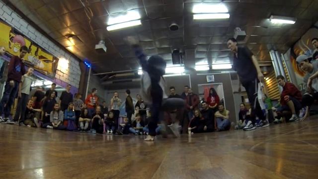 Kristina vs RSB | Зимовка смотреть онлайн