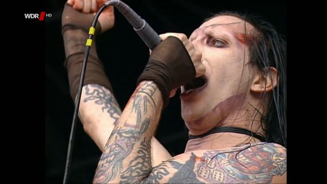 Marilyn Manson - The Beautiful People | Bizarre Festival 1997