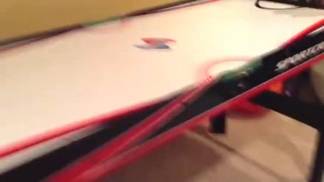 Harold The Spy Deleted Scene-Air Hockey смотреть онлайн