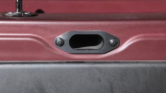 2014 Nissan NV Passenger Van - Spare Tire and Tools смотреть онлайн