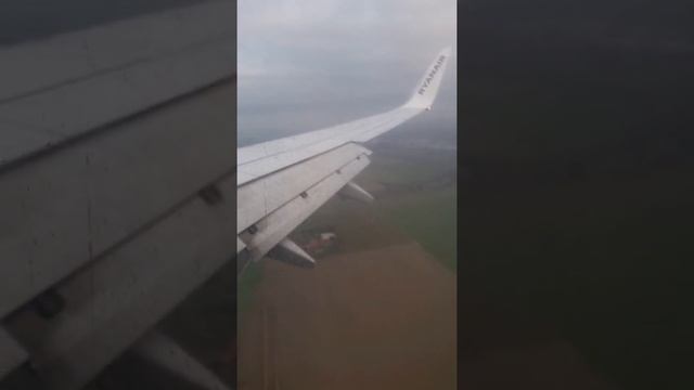 Ryanair Boeing 737-800 Landing in Germany Dusseldorf Weeze airport смотреть онлайн