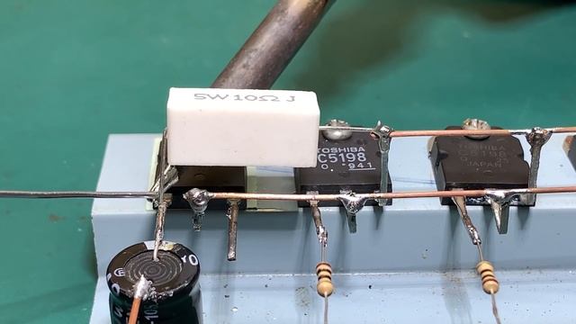 DIY Powerful Ultra Bass Amplifier 8 Transistor C5198 A1941 , No IC , Simple circuit смотреть онлайн