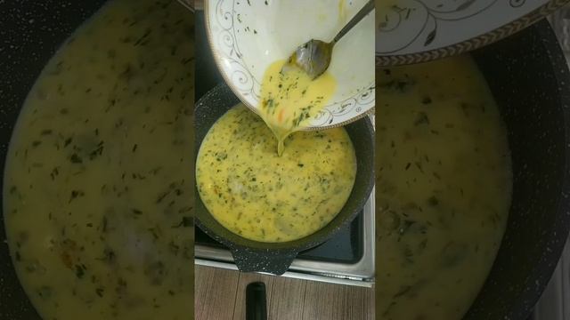 Солнечный омлет с зеленью, когда хочешь добавить солнца в свой рацион #вкусныерецепты