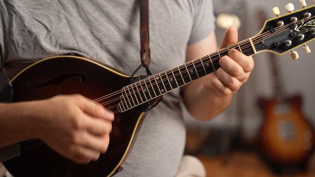 Wayfaring Stranger Play Along Jam - Mandolin Lesson смотреть онлайн