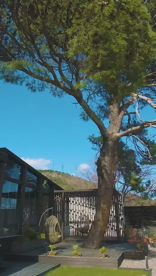 Роскошный и стильный дом для ценителей прекрасного в Ялте. Купить дом в Крыму смотреть онлайн