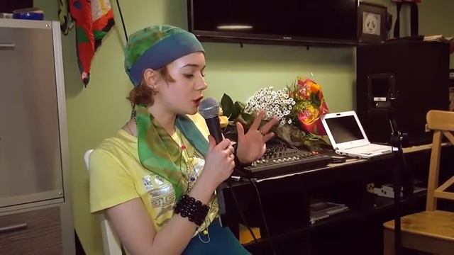 Стефания Данилова читает свои стихи - "чтобы сказать да, говорю нет..." смотреть онлайн