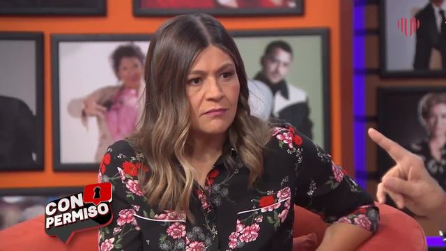 ¡Martha Figueroa habló de lo que nadie se ha atrevido sobre Belinda y Christian Nodal! | Con Permis смотреть онлайн