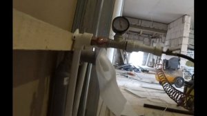 Опрессовка труб водопровода ,проверка труб на герметичность без заполнения водой .