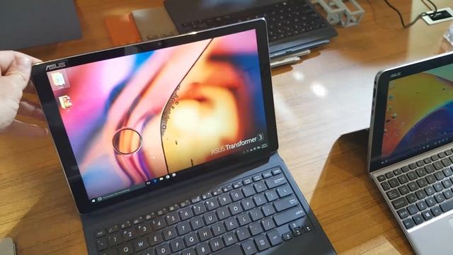 ASUS Transformer 3, 3 Pro a Mini - první rychlé video z Computexu смотреть онлайн