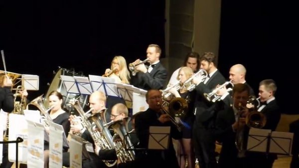 Medley with 3 trombone solo