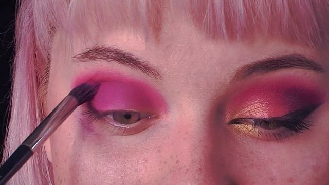 Сравнение палеток теней NYX | ULTIMATE SHADOW PALETTE и ULTIMATE EDIT PETITE SHADOW PALETTE