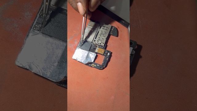 redmi note 10 hang on long problem | redmi note 10 CPU reballing смотреть онлайн