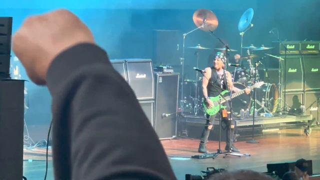 Great White “Once Bitten Twice Shy” live смотреть онлайн
