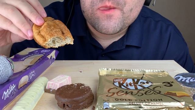ASMR LEFTOVER CHOCOLATE BARS, CROISSANT & WAFER MUKBANG (MILKA, TWIX, KITKAT, 7DAYS) EATING SOUNDS смотреть онлайн