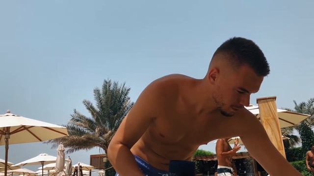 Пляж-бары в Дубае в 2021. Azure Beach club Rixos Dubai смотреть онлайн