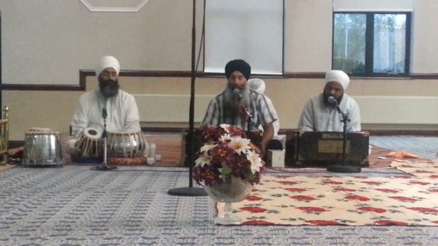 Me doing kirtan at gurdwara Nanaksar Sahib Southall, 22 04 3 смотреть онлайн