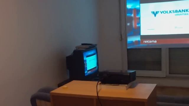 Acer x1160 projector on paper screen смотреть онлайн