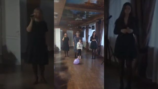 песня от Мамы, сестры и от всех! Эдгару 18 лет!!! смотреть онлайн