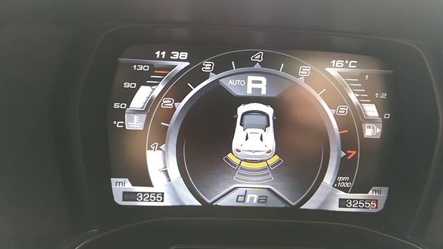 Alfa Romeo 4C vs Lotus Exige S смотреть онлайн