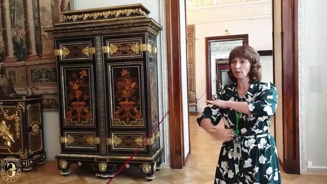 Hermitage Online. Черепаховый панцирь и техника «Буль». Мебель XVII-XVIII столетий. смотреть онлайн