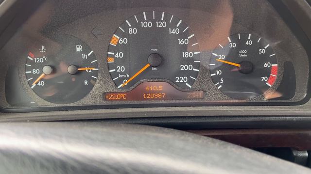 1998 Mercedes G320 (start up) смотреть онлайн