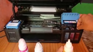 How to refill ink in Ink tank printer, Canon printer me ink kaise dale, Canon pixma G3010 printer,