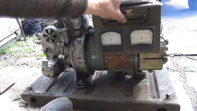 Заводим древний бензогенератор . смотреть онлайн