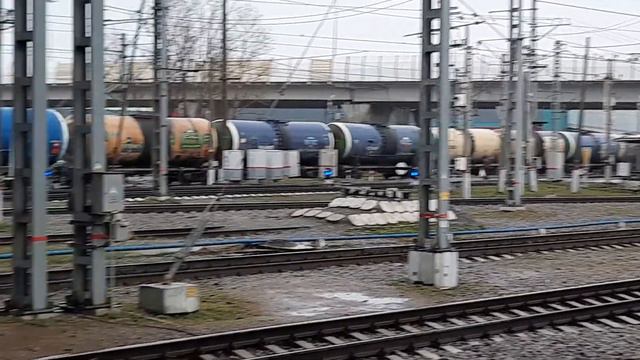 3ЭС5К с грузовым составом и пустая Ласточка/ ж/д с т. Обухово смотреть онлайн