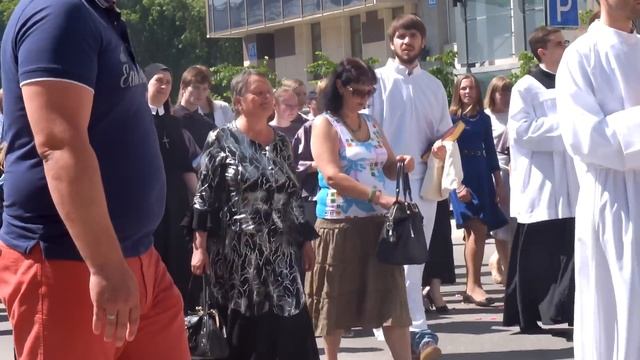 Католический Крестный ход. смотреть онлайн