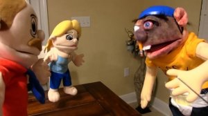 SML Movie: Jeffy's Green Bean Allergy!