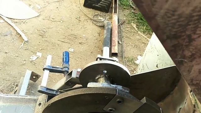 Homemade - Wood chipper with a GX200 Honda смотреть онлайн