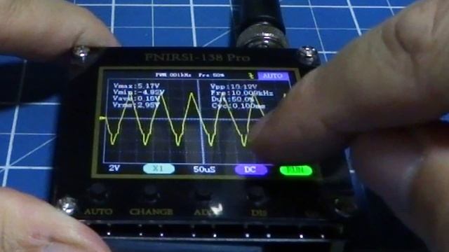 Lançamento - Ultra portátil osciloscópio da FNIRSI 138 смотреть онлайн
