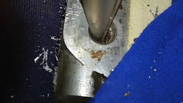 Газель удаление обломанной шпильки из головки ГБЦ смотреть онлайн