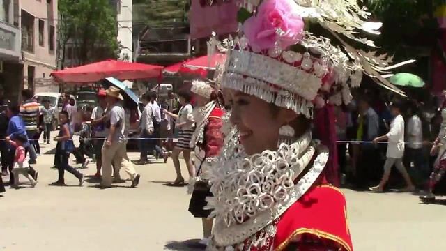 Sisters Meal Festival in China смотреть онлайн