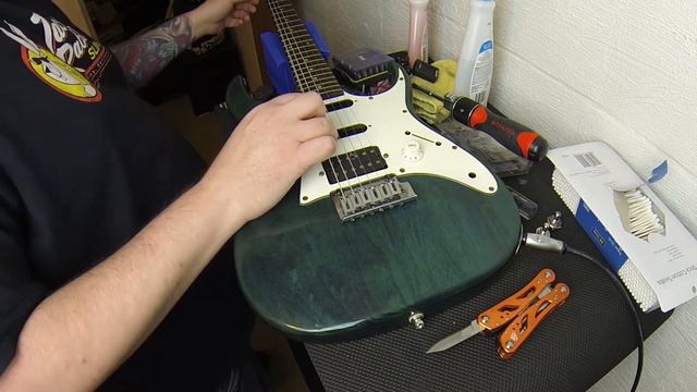 Lost & Found Ibanez Project - Episode 6 - RX240 - Fixing Strap Button Holes and Playing Demo! смотреть онлайн