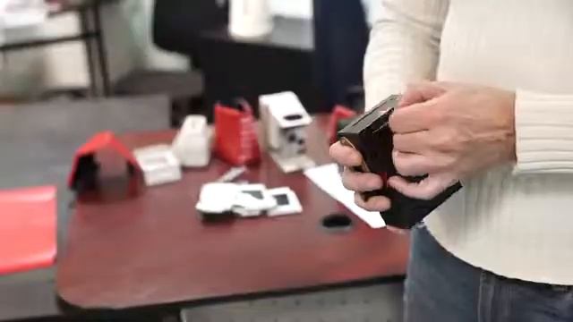 Jollylook - The First Cardboard Vintage Instant Camera! смотреть онлайн