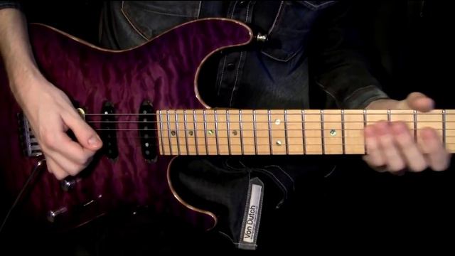 Guitar licks 01 - E minor lick with backing track смотреть онлайн