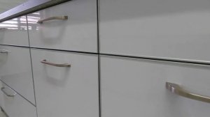 Фасад кухни ,окантовка алюминий.  Правильные зазоры .