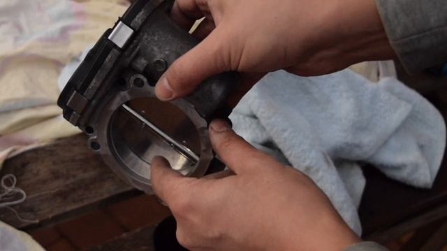 Чистим дроссельную заслонку на Mercedes M276 в W166. Состояние на 128000/ БЖ Мерседес ML350