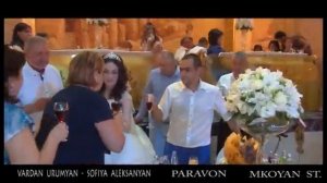 Vardan Urumyan ft. Sofi - Ov es Du _ LIVE at Paravon Restaurant