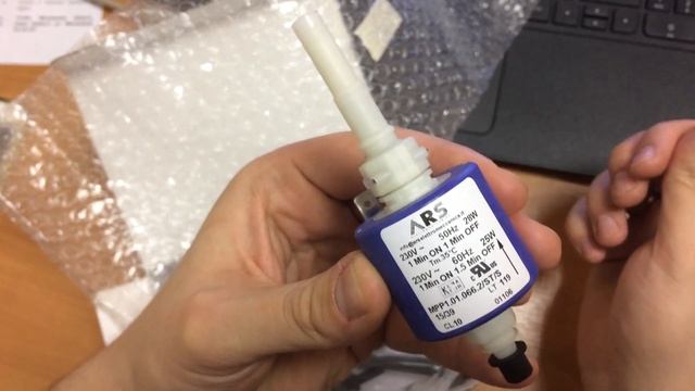 Помпа KVL0009 для Unox XVC 705E смотреть онлайн