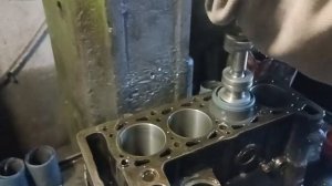 Ваз 2101 мотор 06 1.6 л. расточка гильзы