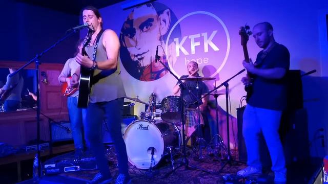 Begging - Simon Cornelis - Live show at KFK Hope, Brussels смотреть онлайн