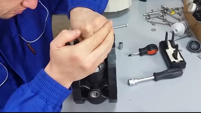 Разборка насосов Duotek AF0065, AF0100, AF0160 и AF0250 смотреть онлайн