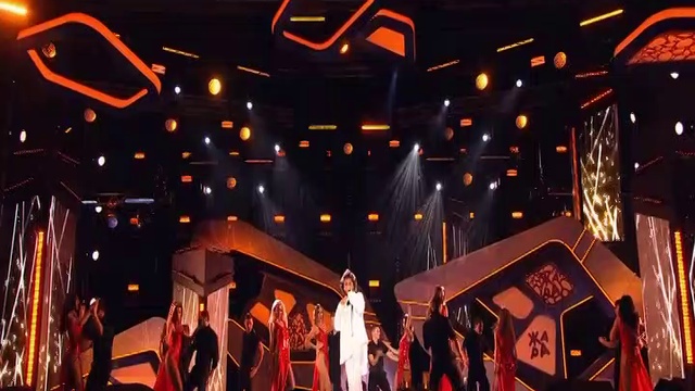 Филипп Киркоров " Красиво " Жара 2018 год . Вечер Валерия Меладзе . смотреть онлайн