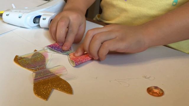 Сестрички готовят подарок на день рождения подружки смотреть онлайн
