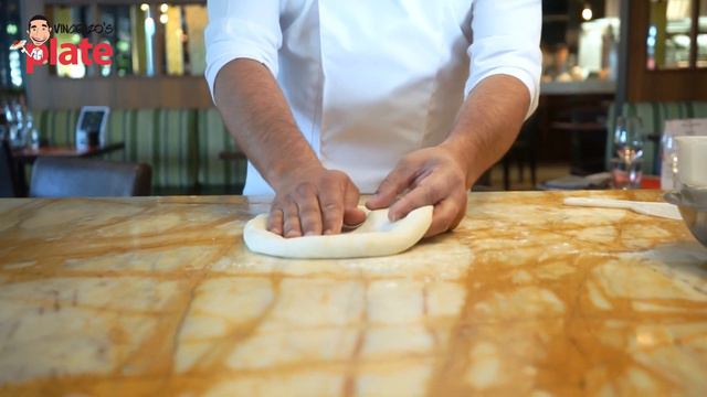 How to STRETCH NEAPOLITAN PIZZA DOUGH like a World Best Pizza Chef смотреть онлайн
