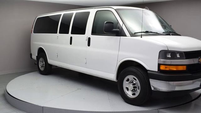 2019 Summit White Chevrolet Express 3500 Extended Passenger Van #K1187944 смотреть онлайн